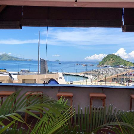 Blue Ocean Hotel Labuan Bajo Exterior photo