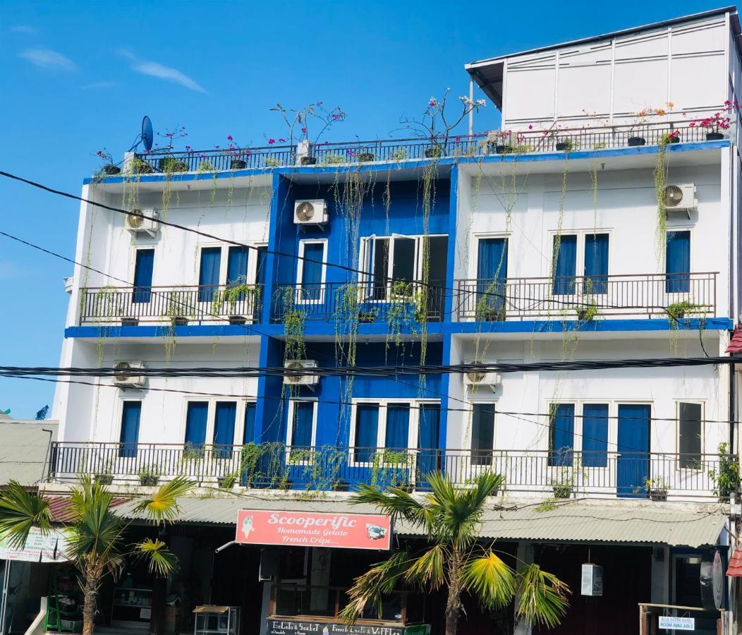 Blue Ocean Hotel Labuan Bajo Exterior photo