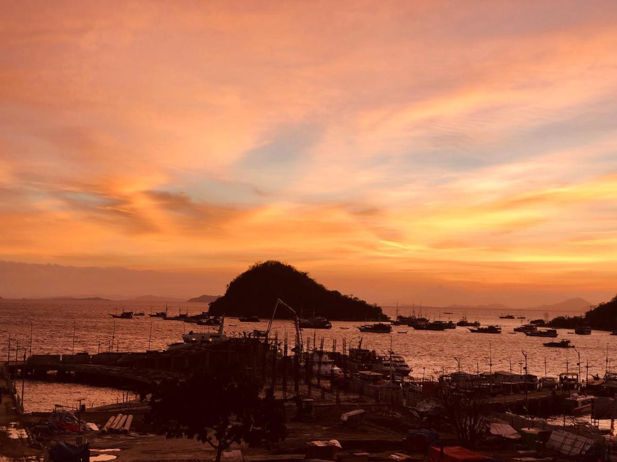 Blue Ocean Hotel Labuan Bajo Exterior photo