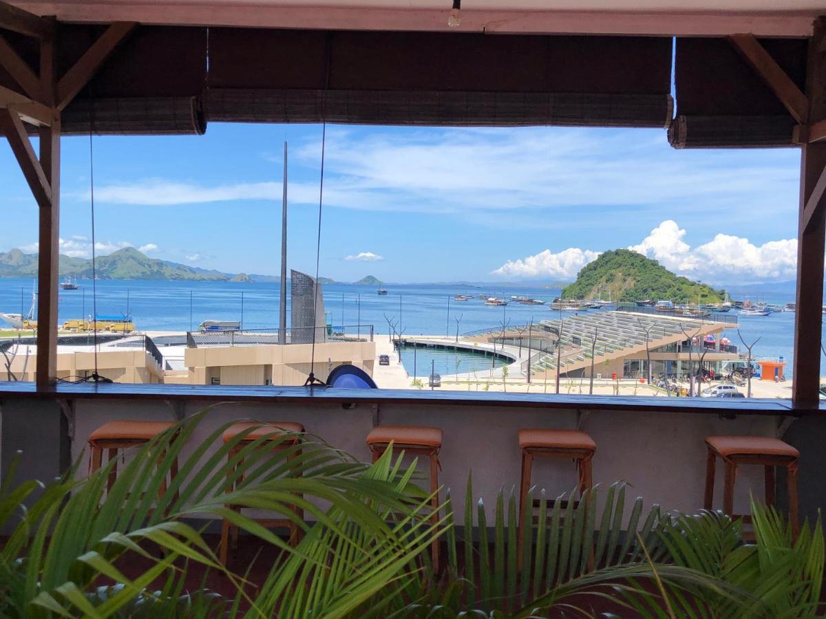 Blue Ocean Hotel Labuan Bajo Exterior photo