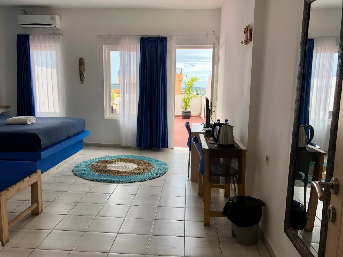 Blue Ocean Hotel Labuan Bajo Exterior photo