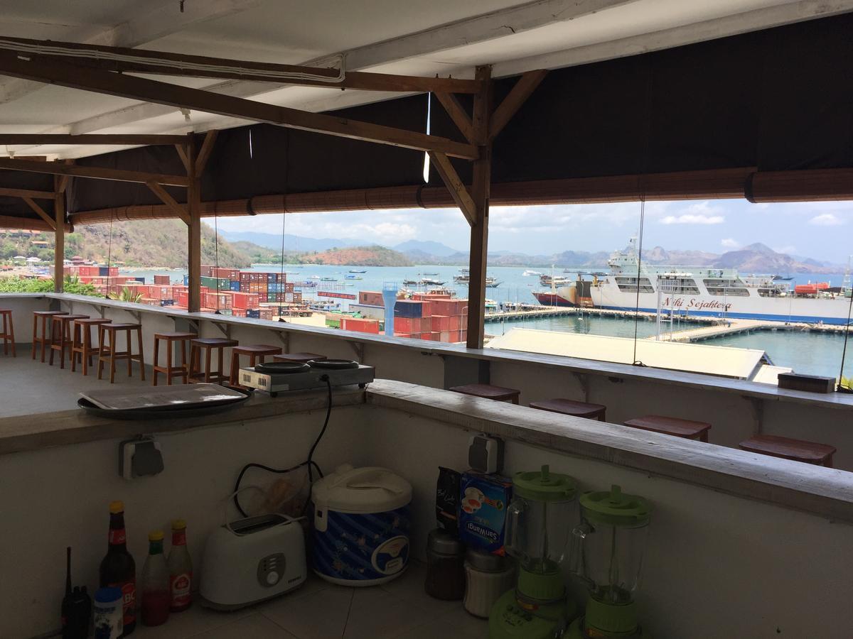 Blue Ocean Hotel Labuan Bajo Exterior photo